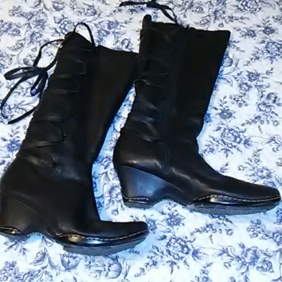 Sofft Shoes - Sofft black leather boots